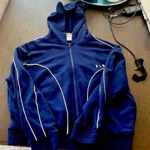 Pink cropped sweatshirt navy blue